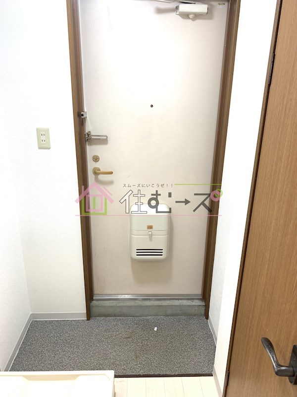 プレール新町 玄関