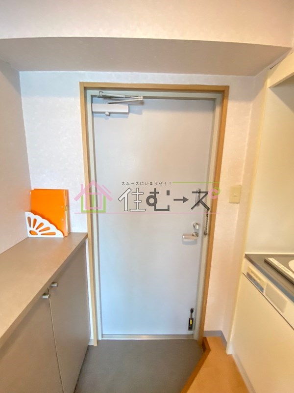 コスモカラホリLOFT 玄関