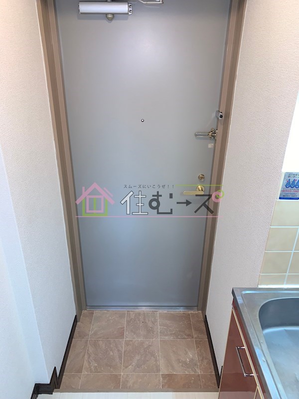 メゾンマルシェ 玄関