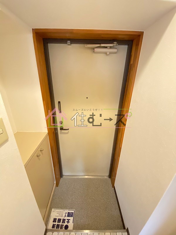 ラフィネ・ドミール 玄関