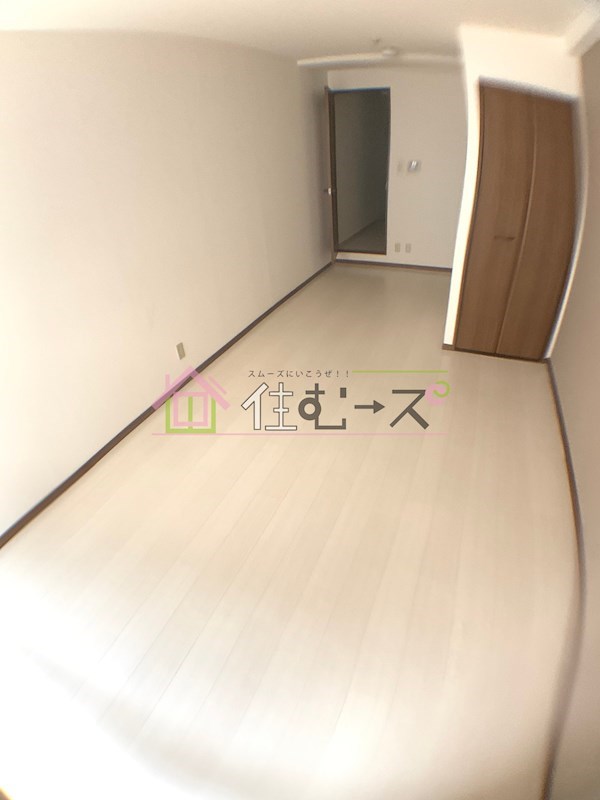 ロイヤルハイツ阿倍野 リビング