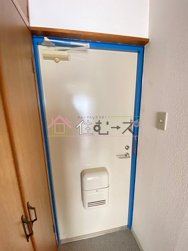 ロイヤルハイツ住吉 玄関