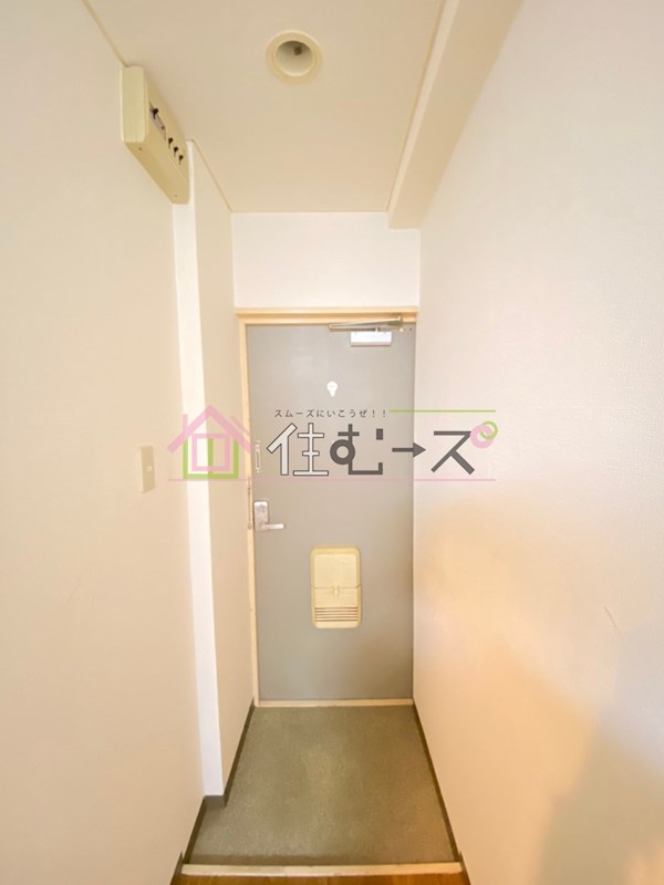 サン今里 玄関