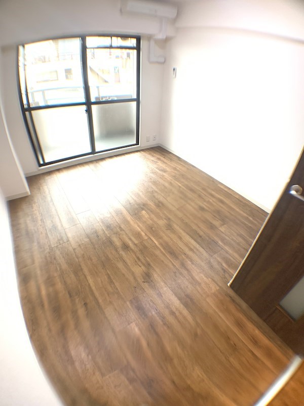 おおきに北梅田サニーアパートメント ベッドルーム