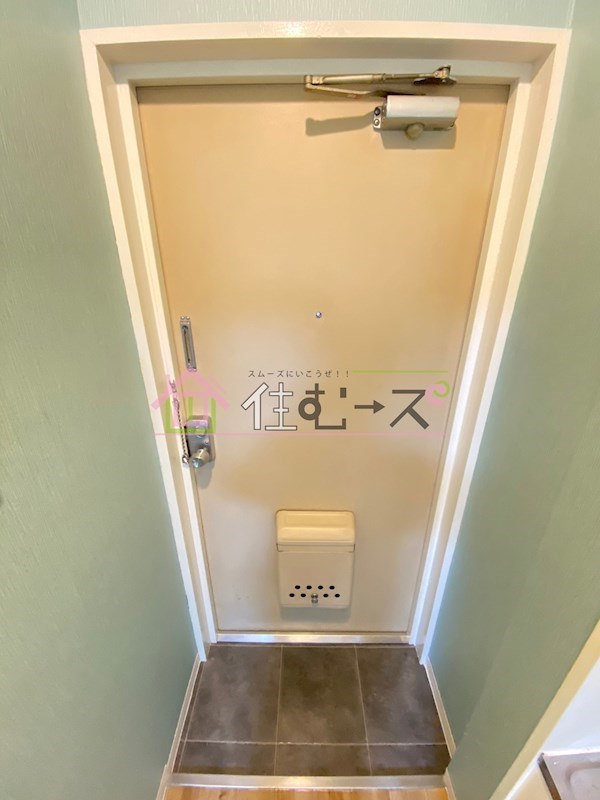 レガーレ大正 玄関