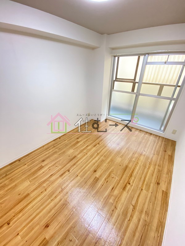 レガーレ大正 ベッドルーム