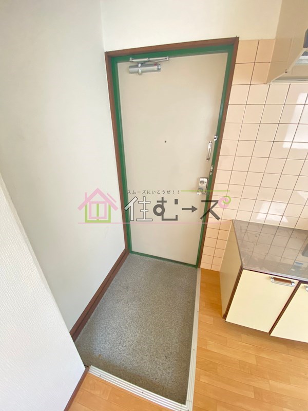 木内ハイツ  玄関