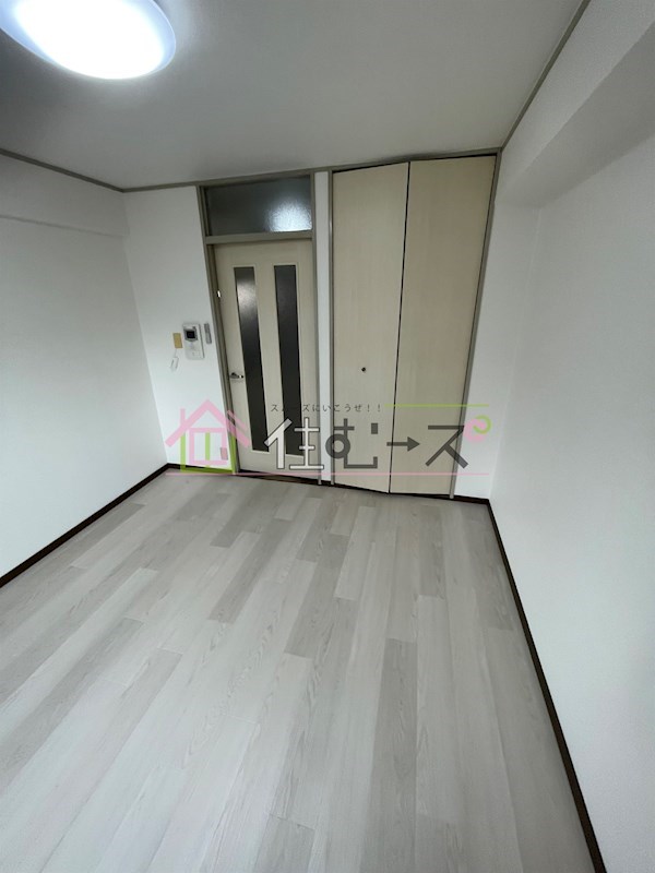 アパルト四天王寺Ⅱ リビング