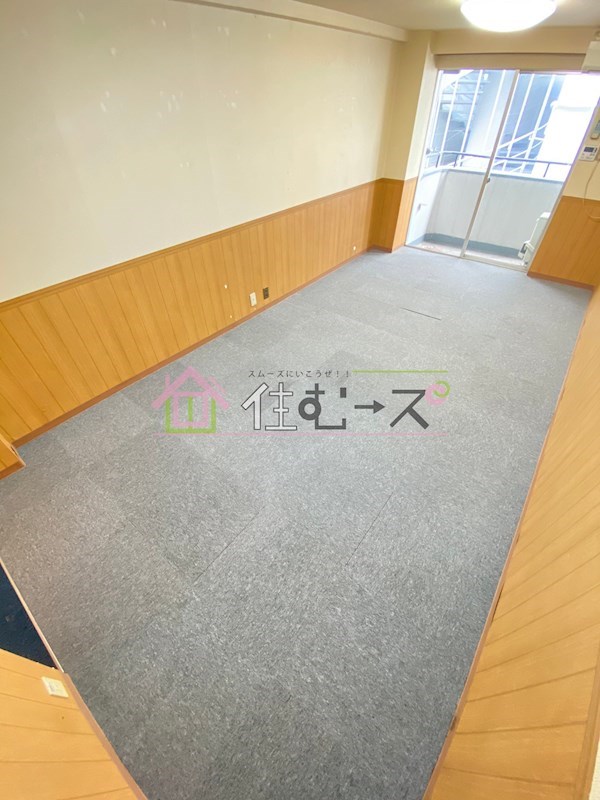 ビジネス新大阪 リビング