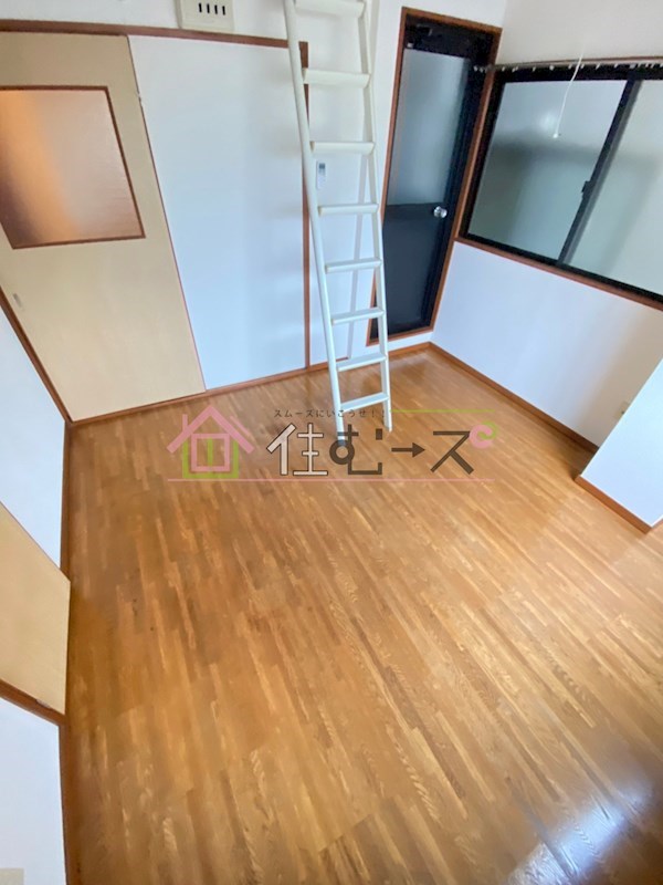 ボンジュールビル リビング