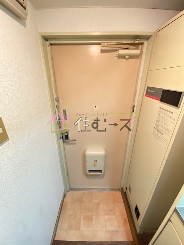 ホワイティ大今里 玄関