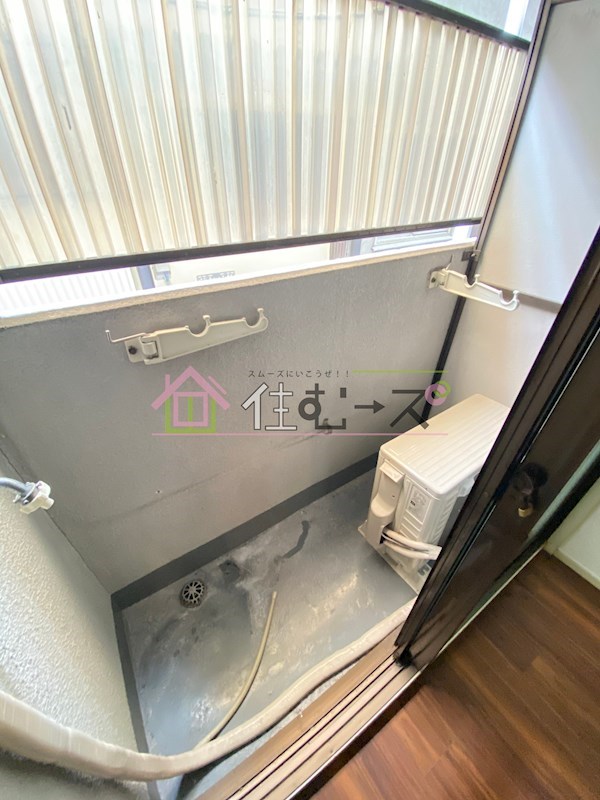 ホワイティ大今里 ベランダ