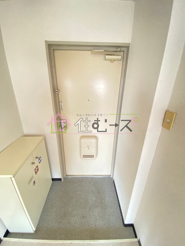 シャトー第2平野 玄関