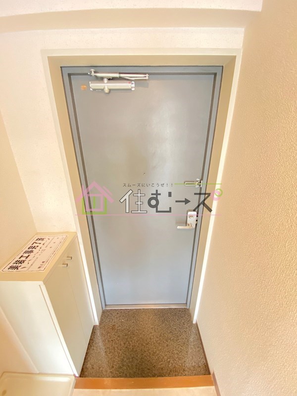 ミフネセントラルベア東三国2号館 玄関