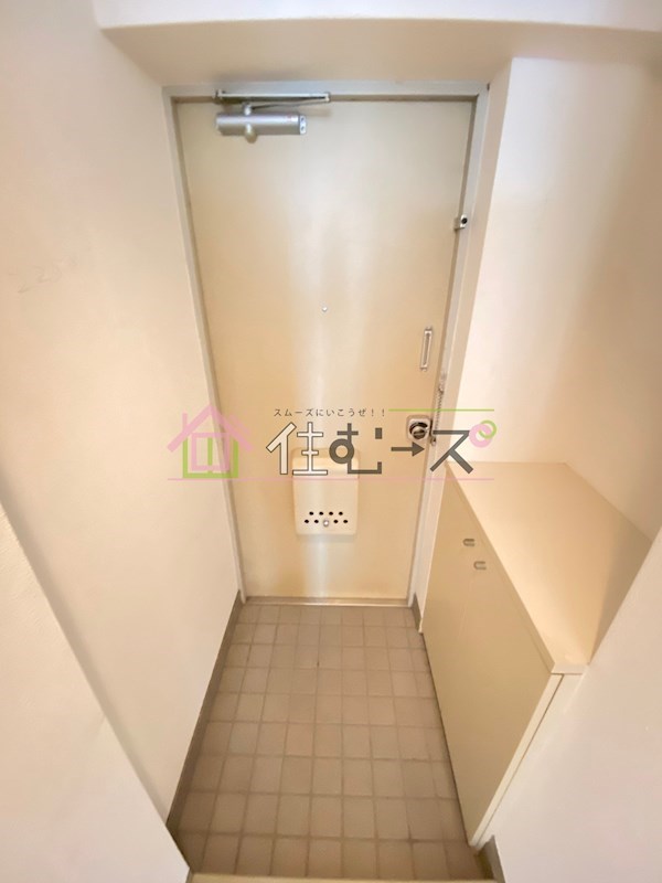 センターハイム大宮 玄関