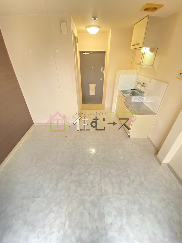 コレクション関目弐番館 リビング