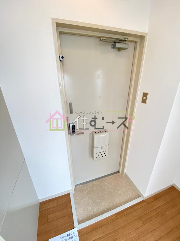 メゾン泉尾 玄関
