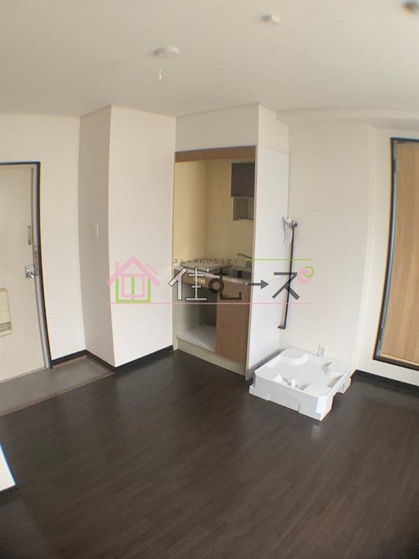 今井商事27ビル リビング