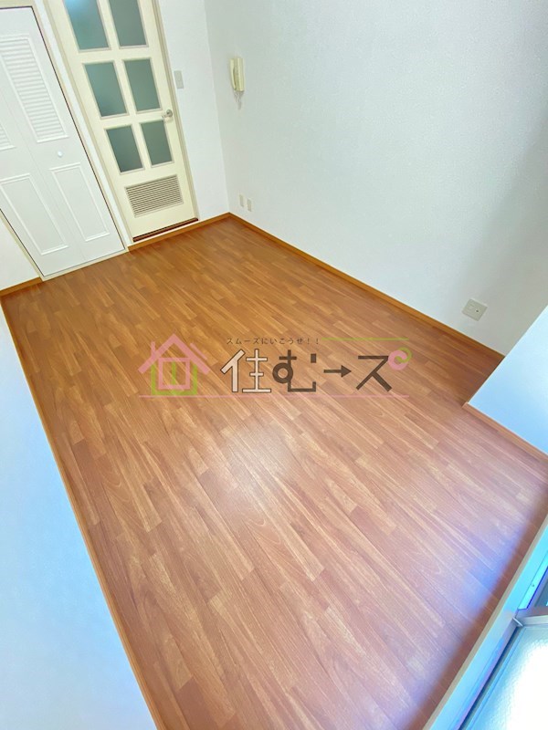 ノルデンハイム上新庄 リビング