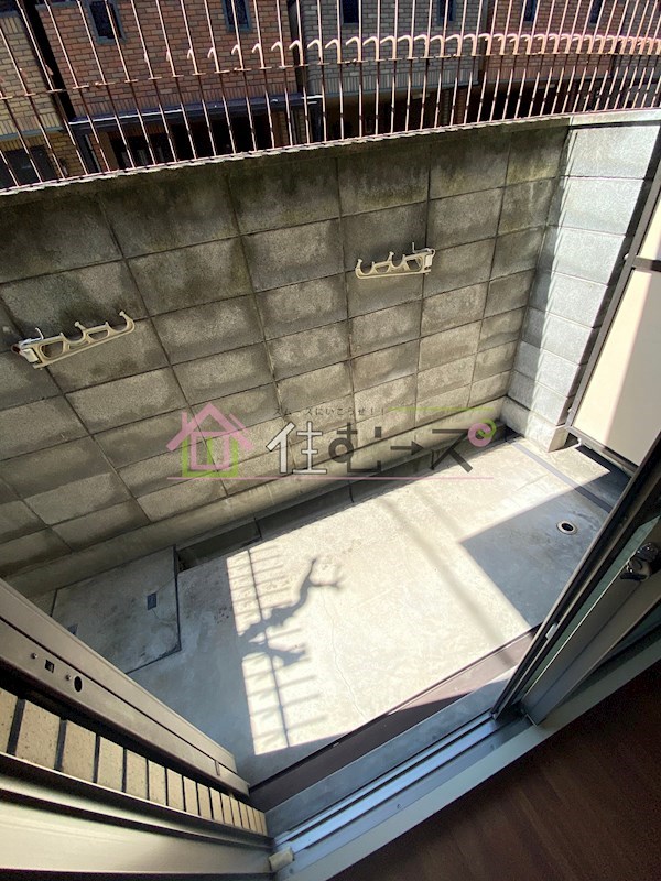 ノルデンハイム上新庄 ベランダ