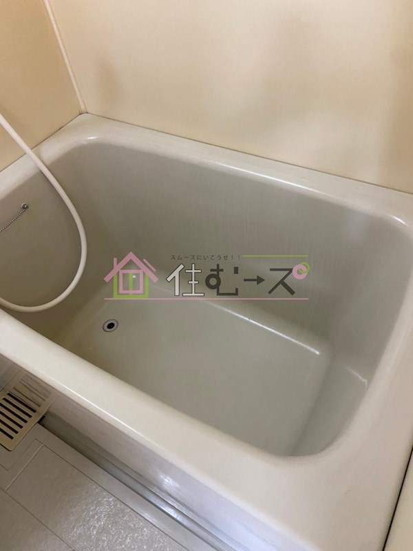 ロイヤルイースト 風呂画像