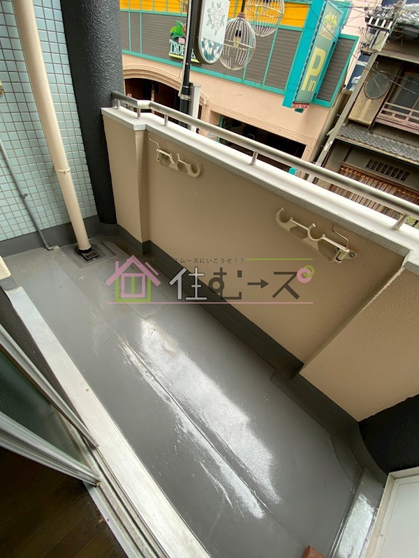 丸栄マンション九条 ベランダ