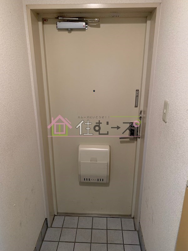 リネンハイツ 玄関