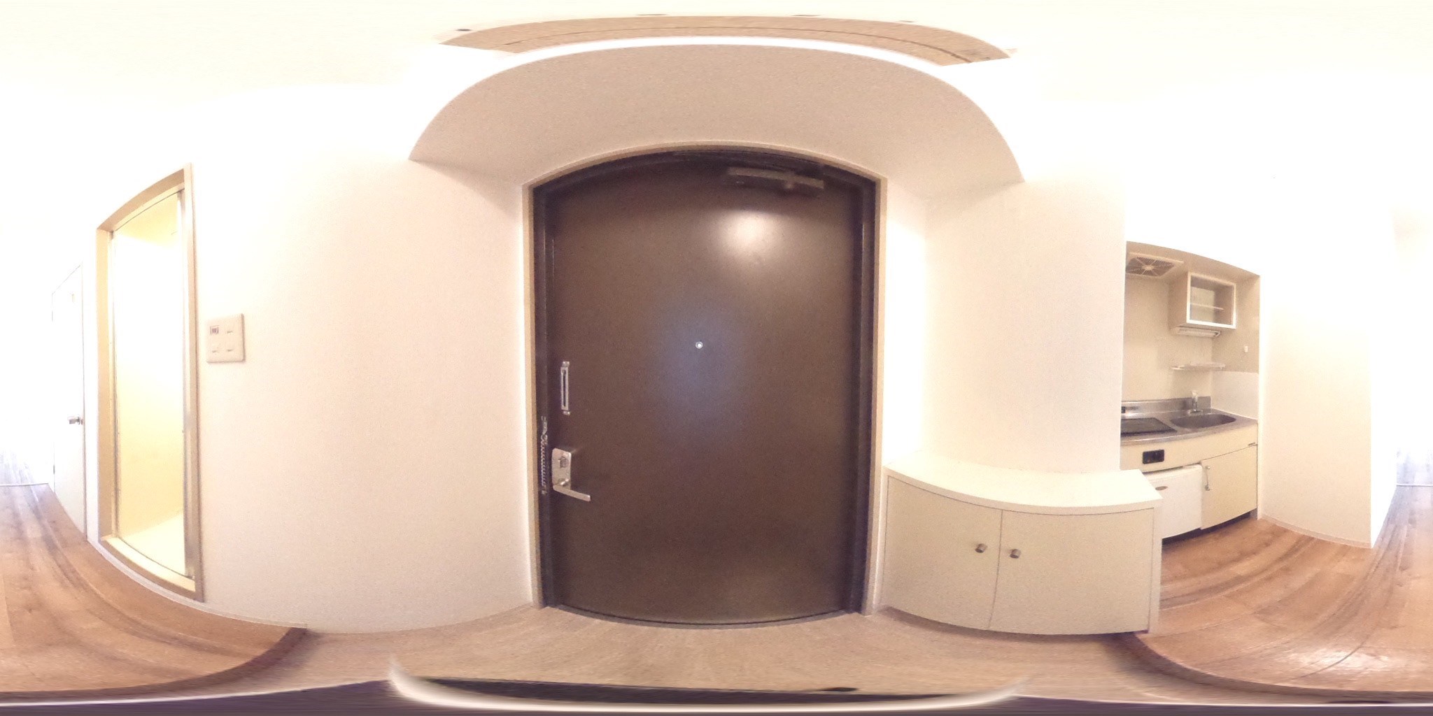 クレイン新大阪 玄関