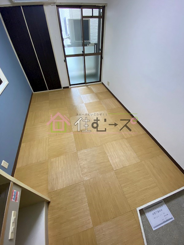 アパートメント大阪谷町 ベッドルーム
