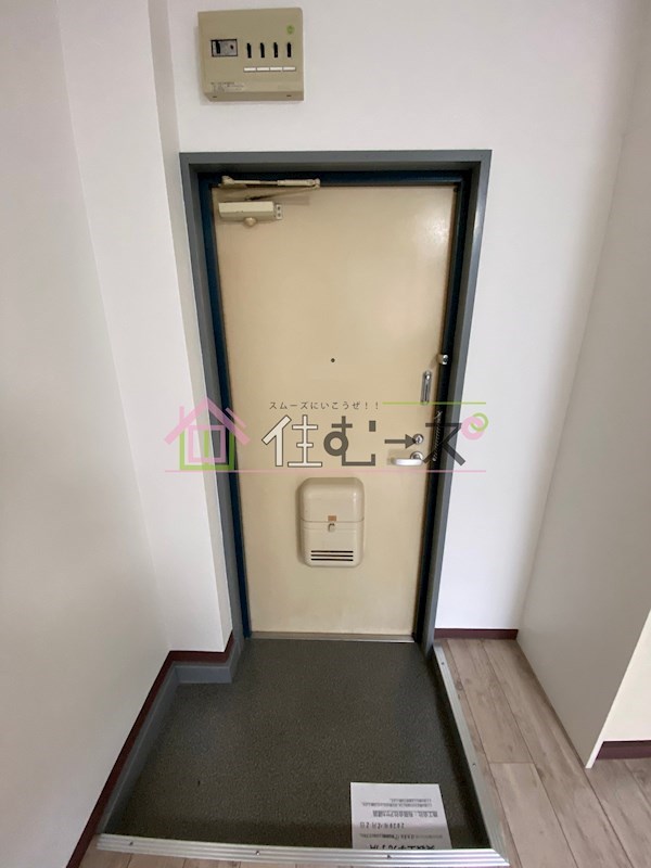 オロヒルズ弁天町 玄関