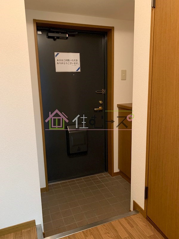 ノルデンハイム東三国 玄関