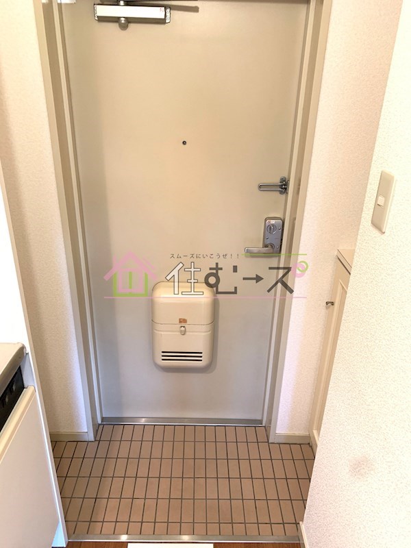 ノルデンハイム豊新 玄関