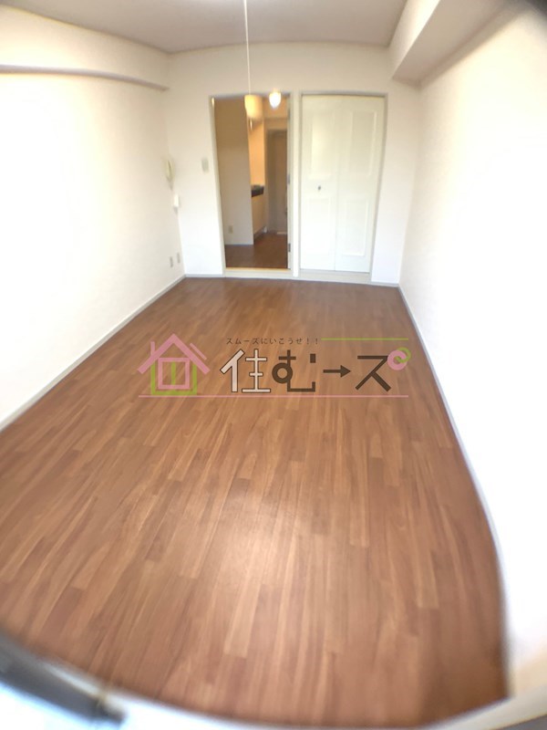 ノルデンハイム豊新 リビング