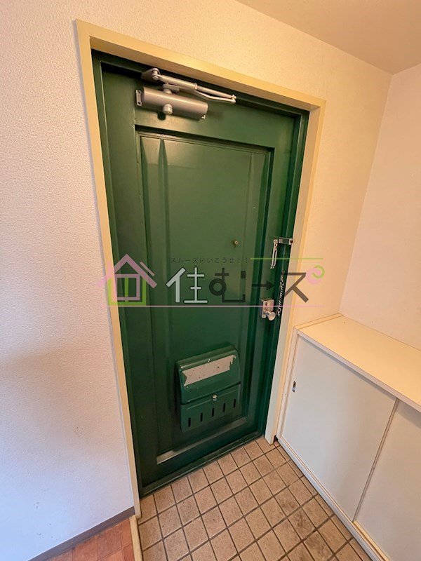 プレアール三軒家東 玄関