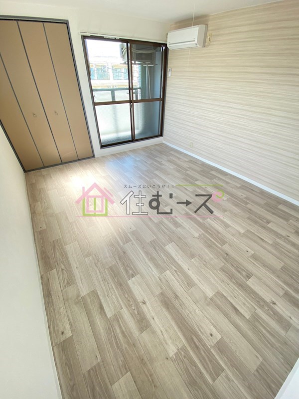 コートヴィエール新大阪 ベッドルーム