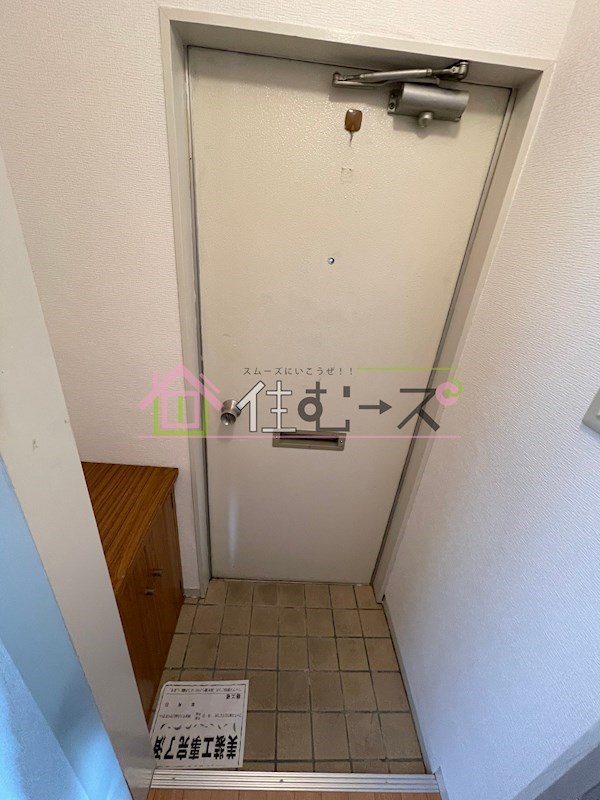 マキシム東三国 玄関