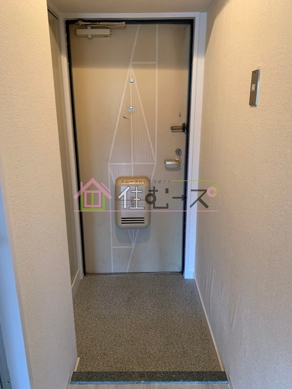 イトーピア高津 玄関