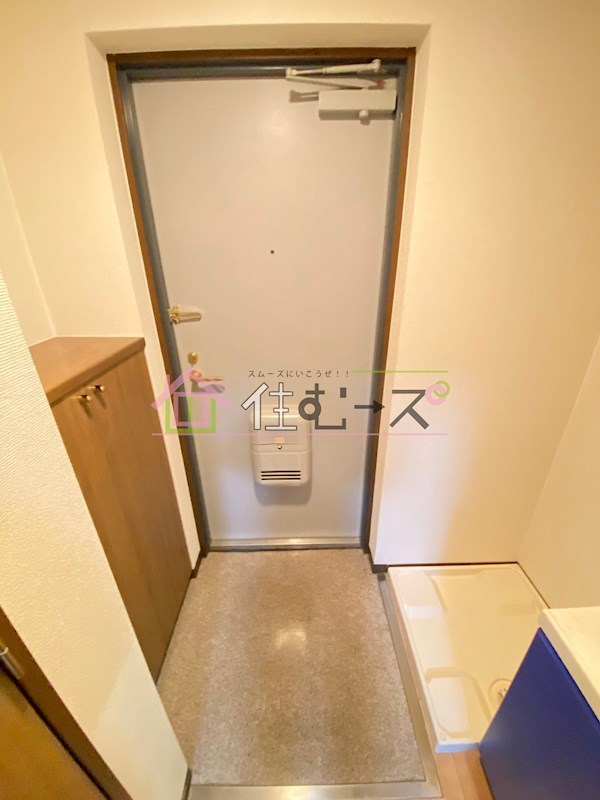 エイペックス大手通 玄関