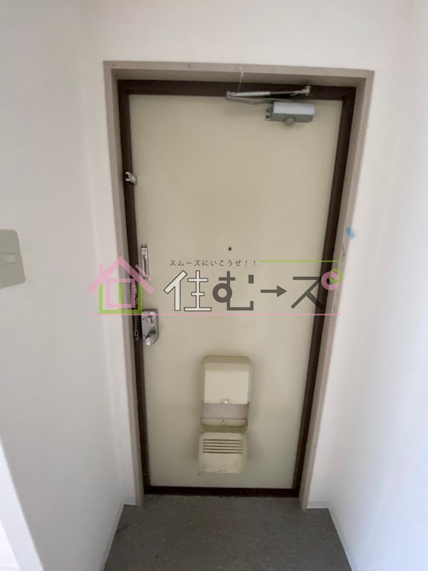 グランシャトー橘  玄関