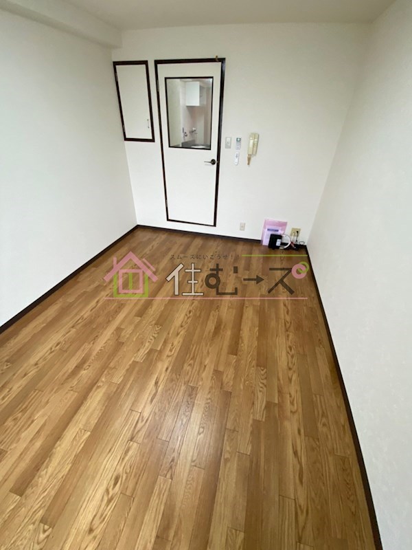 ジュネス住之江 リビング