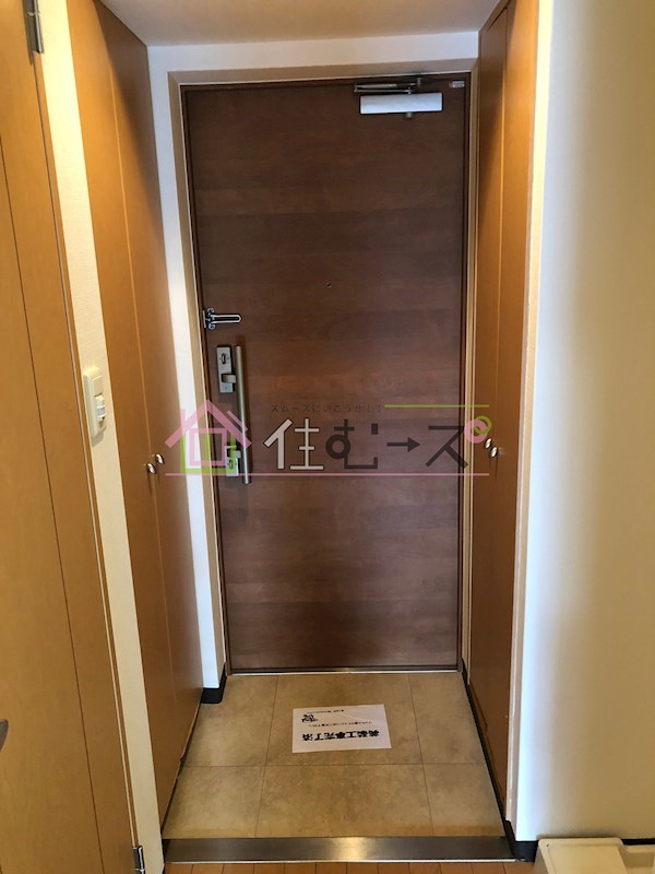 エステムコート難波サウスプレイス 玄関