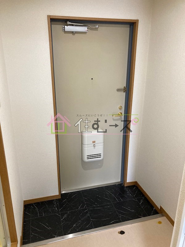 メゾン・サフィール 玄関