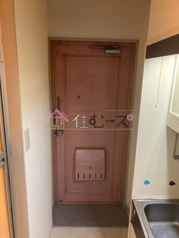 レスポワール城北 玄関