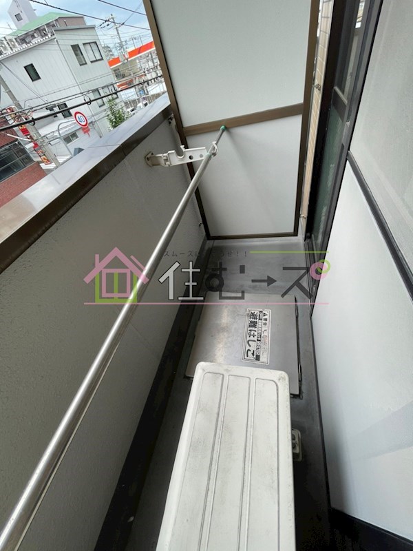 ジョイフル新大阪 ベランダ