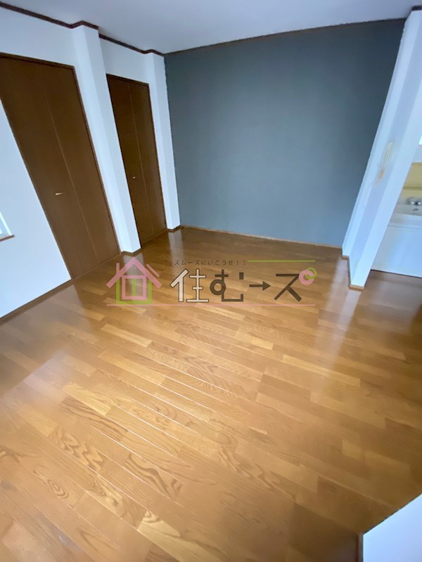 種谷ビル ベッドルーム