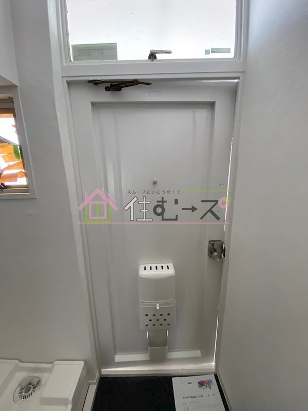 Regalo新森B棟 玄関