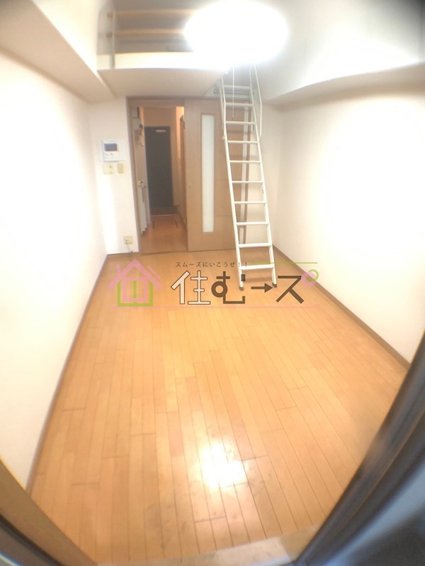 エステムコート大阪・中之島南 リビング