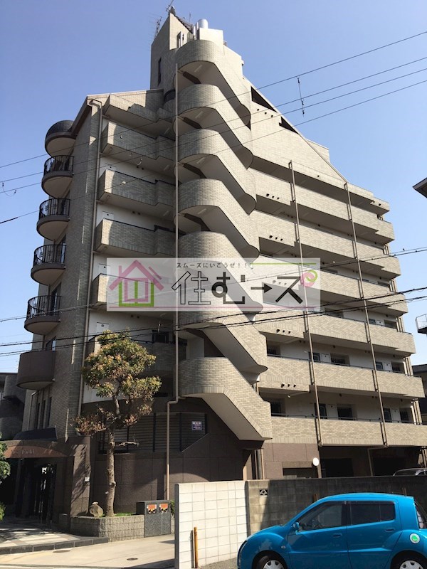 ワイズフィールド 外観