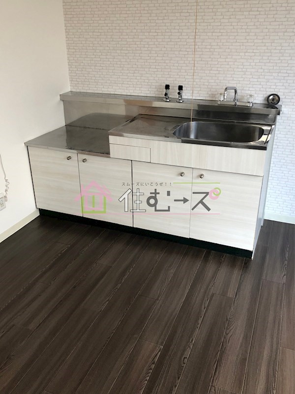 新大阪東ビル キッチン