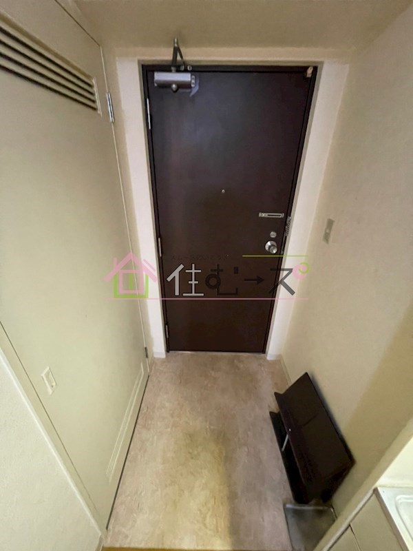 ステュディオ新御堂 玄関